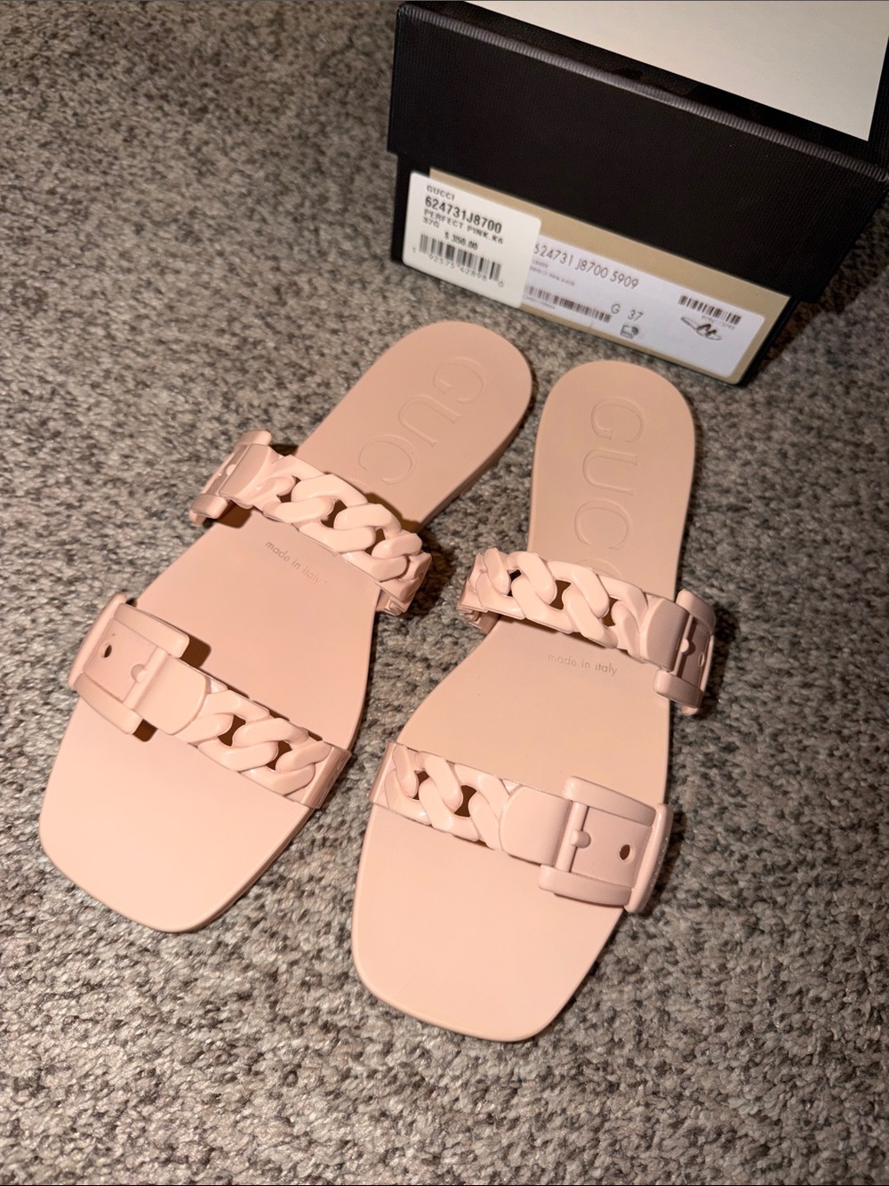 Gucci Pale Pink Sandals